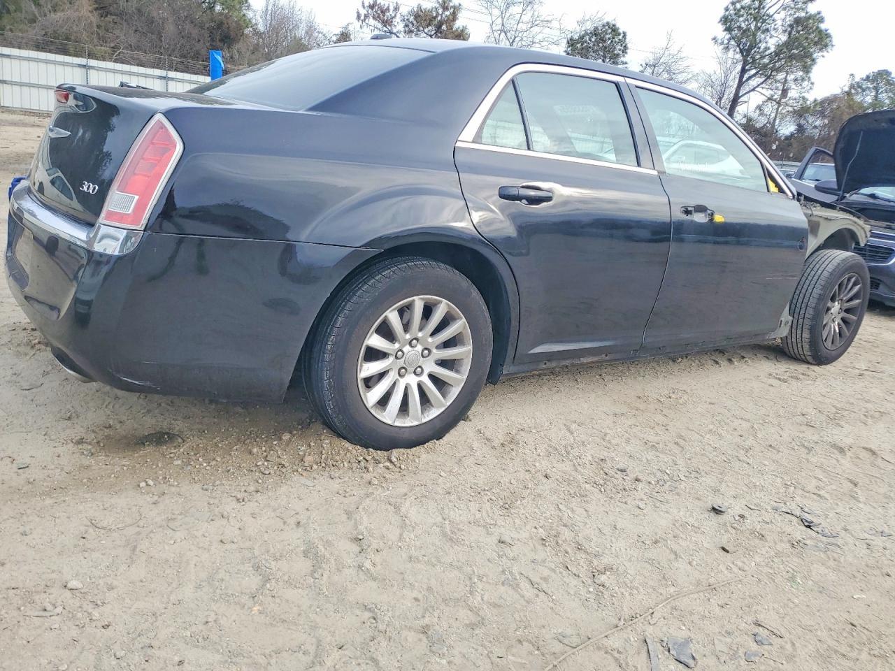 2013 CHRYSLER 300
