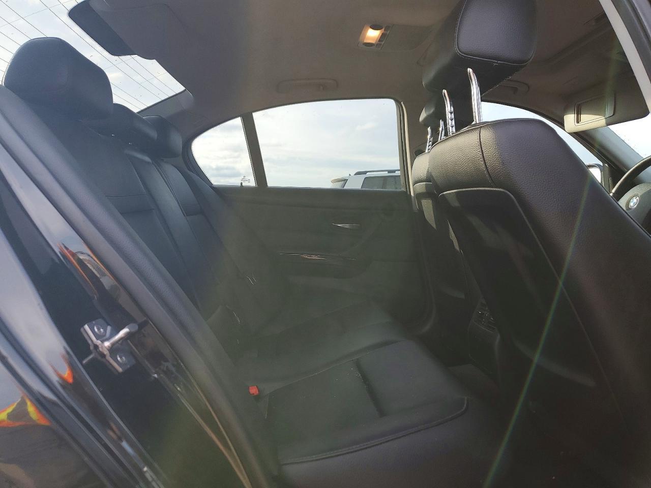 2011 BMW 3 SERIES