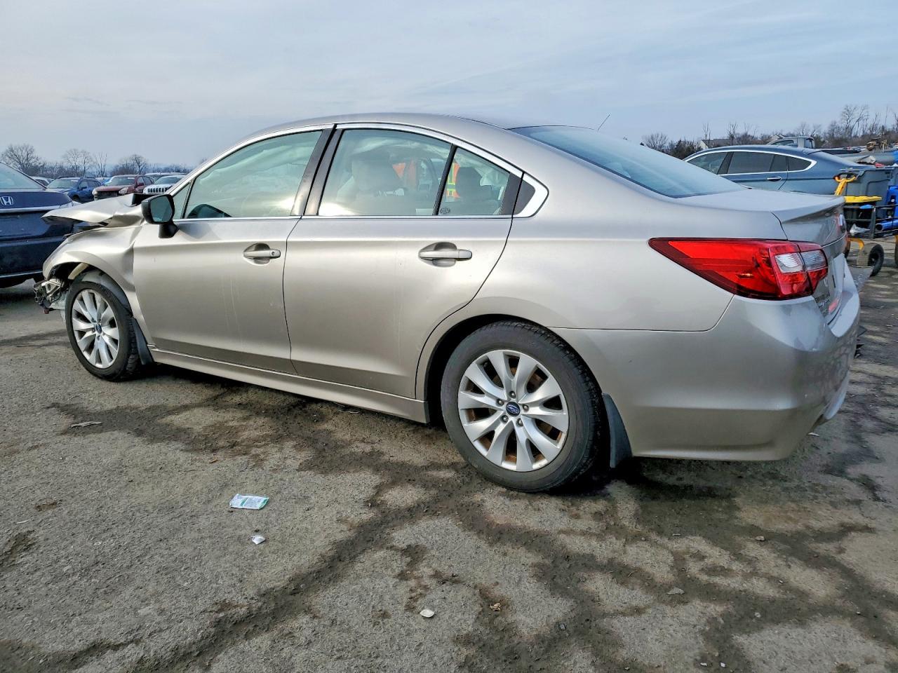 2017 SUBARU Legacy