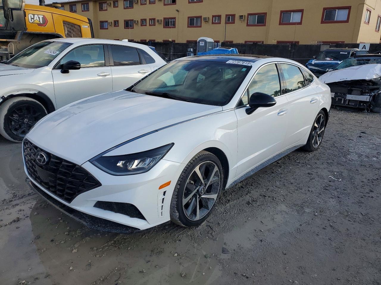 2023 HYUNDAI SONATA