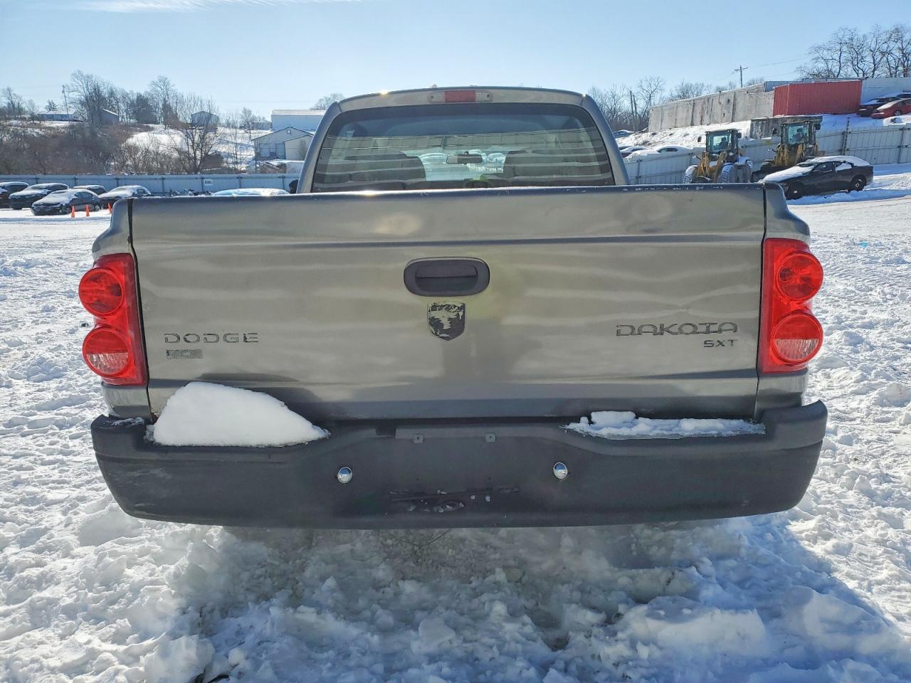 2010 DODGE Dakota