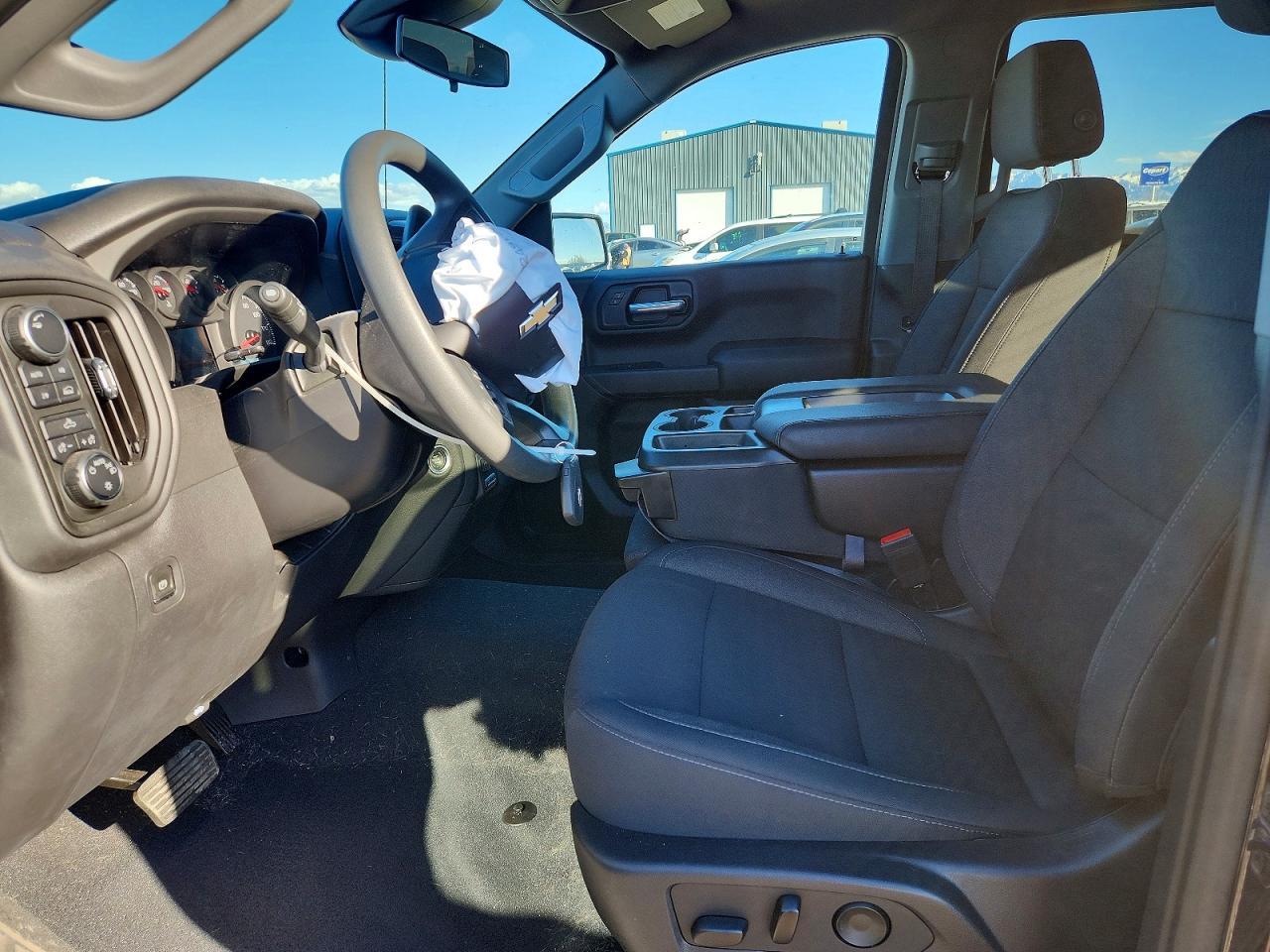 2023 CHEVROLET Silverado