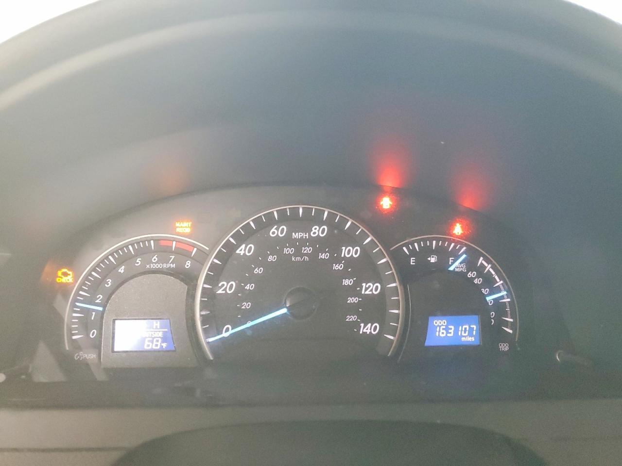 2014 TOYOTA CAMRY