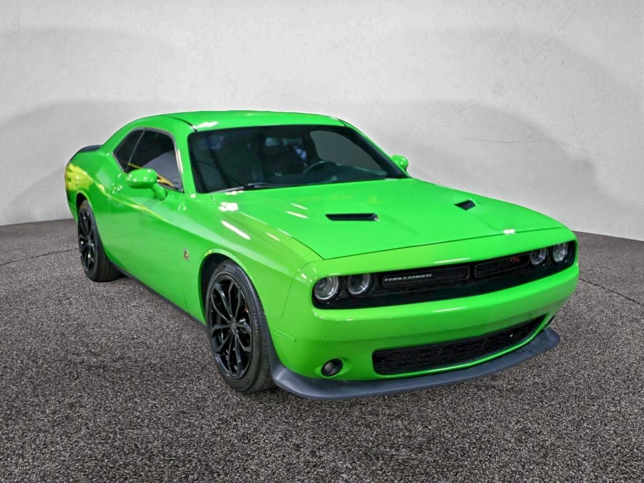 2017 DODGE Challenger