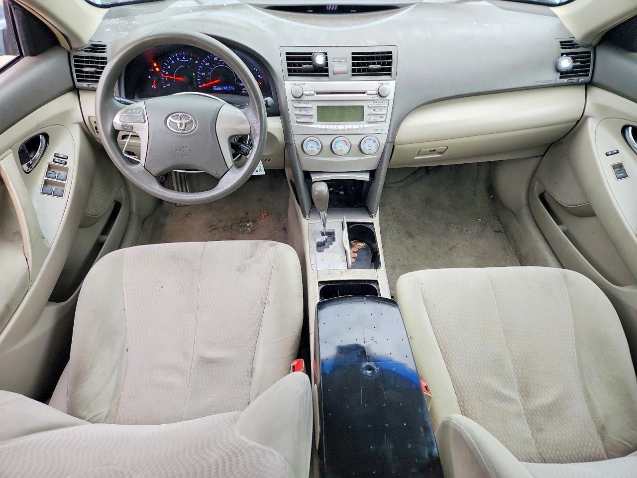 2010 TOYOTA CAMRY