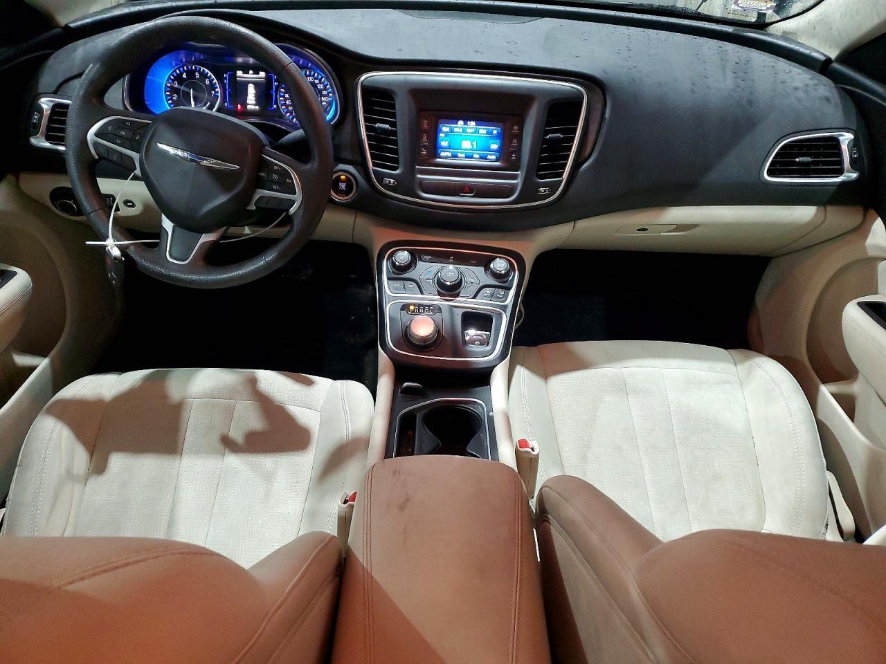 2016 CHRYSLER 200