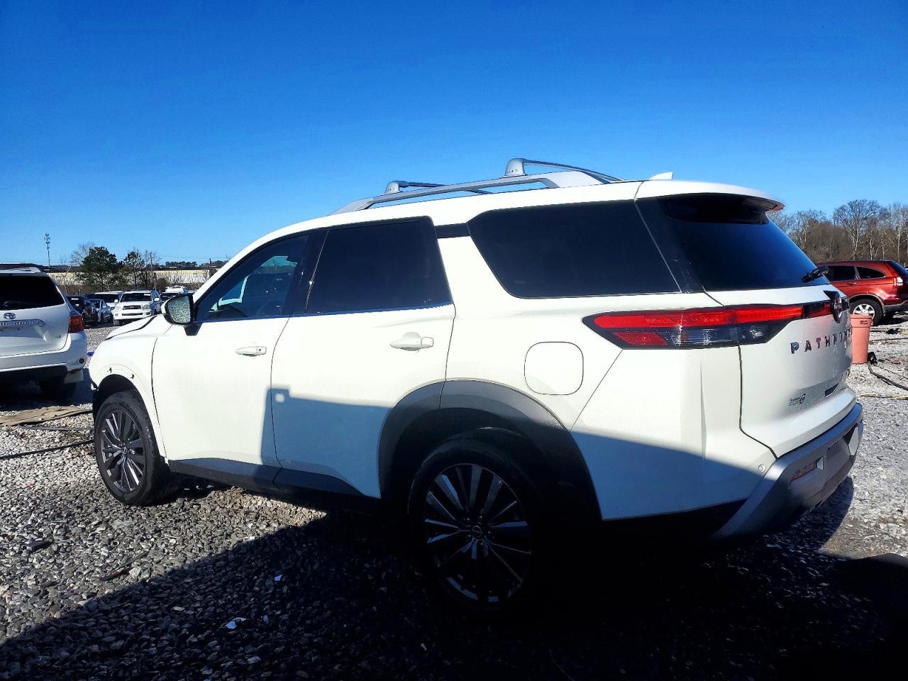 2024 NISSAN PATHFINDER
