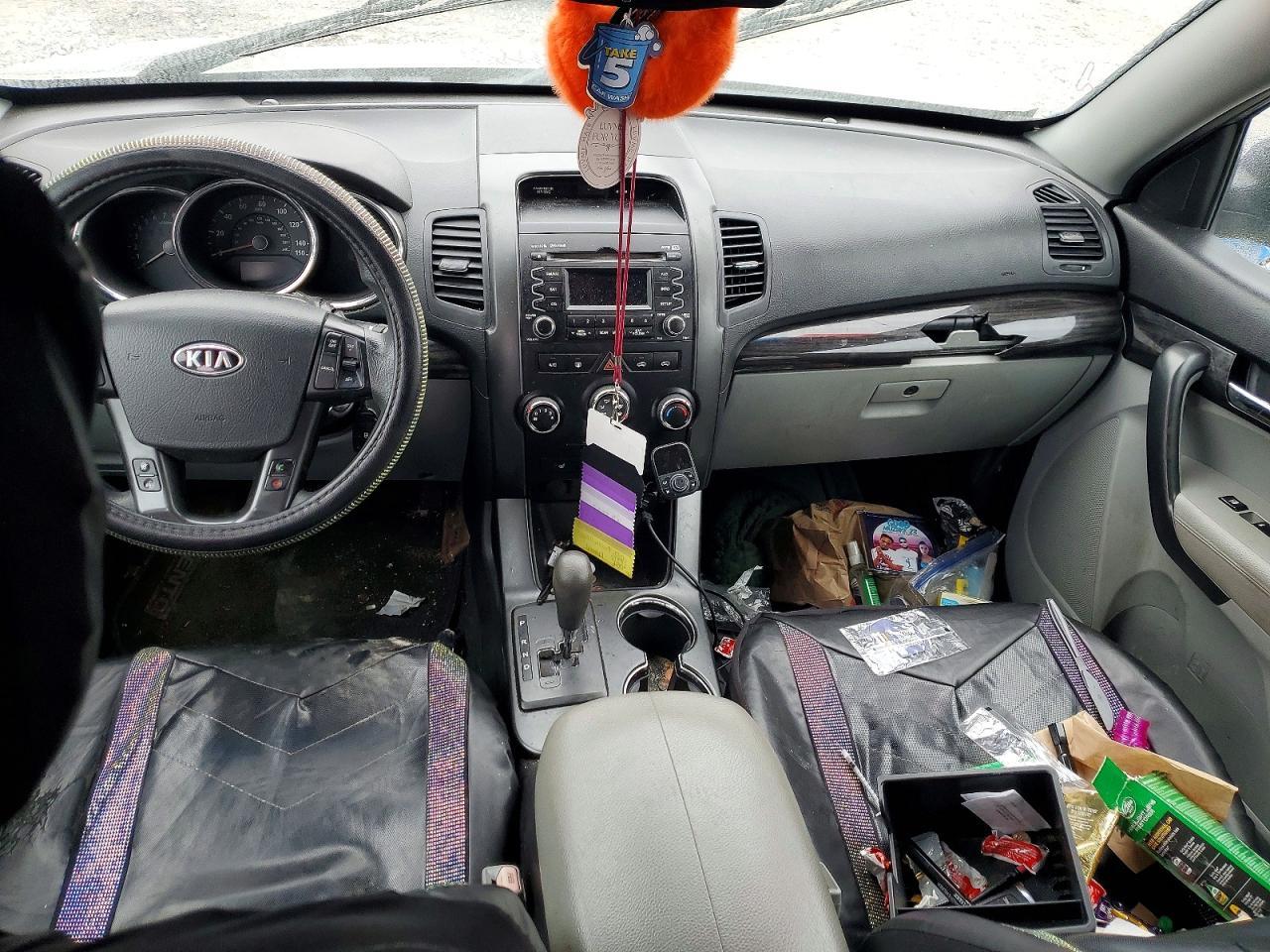 2011 KIA SORENTO