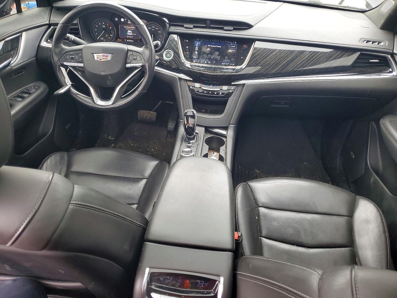 2021 CADILLAC XT6