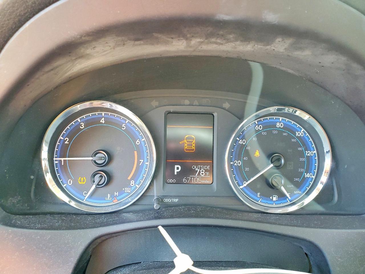 2017 TOYOTA COROLLA