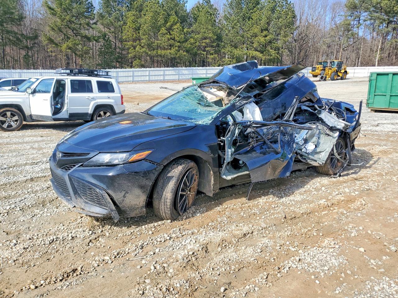 2021 TOYOTA CAMRY