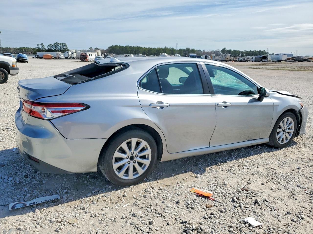 2019 TOYOTA CAMRY