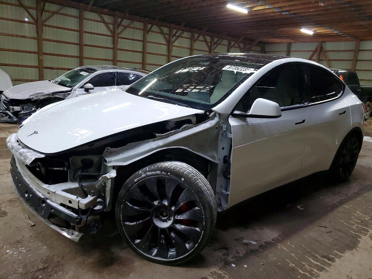2022 TESLA MODEL Y