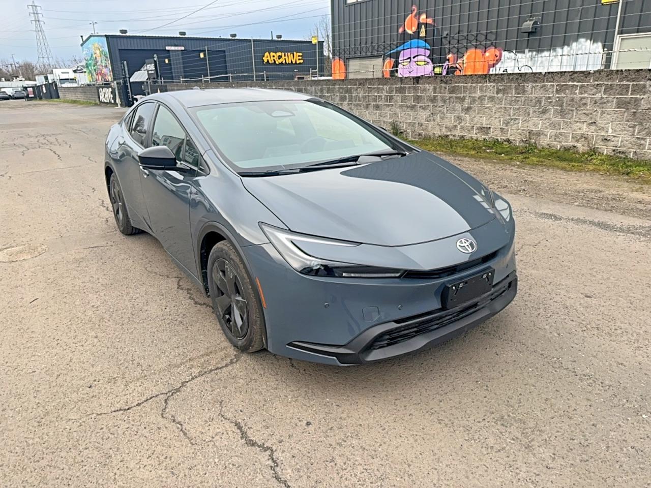 2025 TOYOTA PRIUS