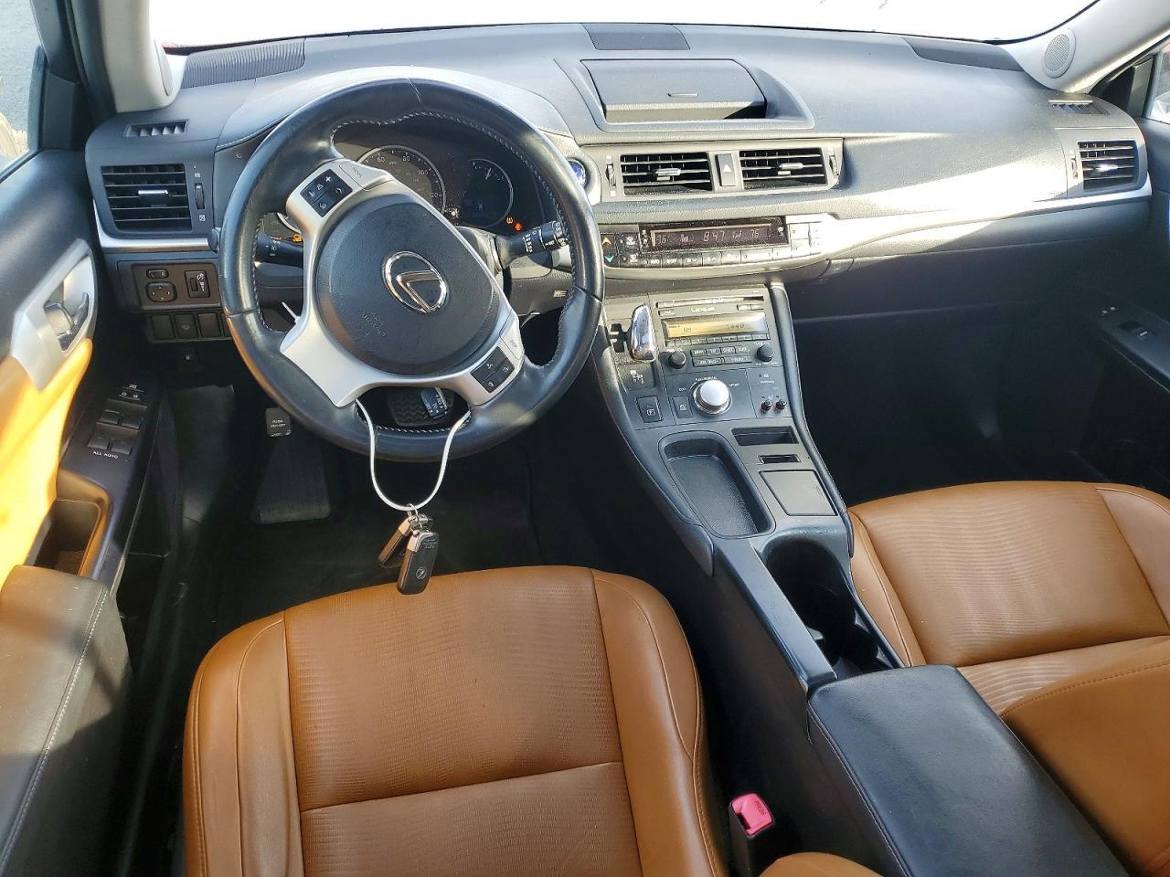 2012 LEXUS CT 200