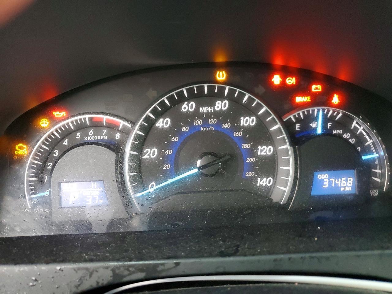2014 TOYOTA CAMRY