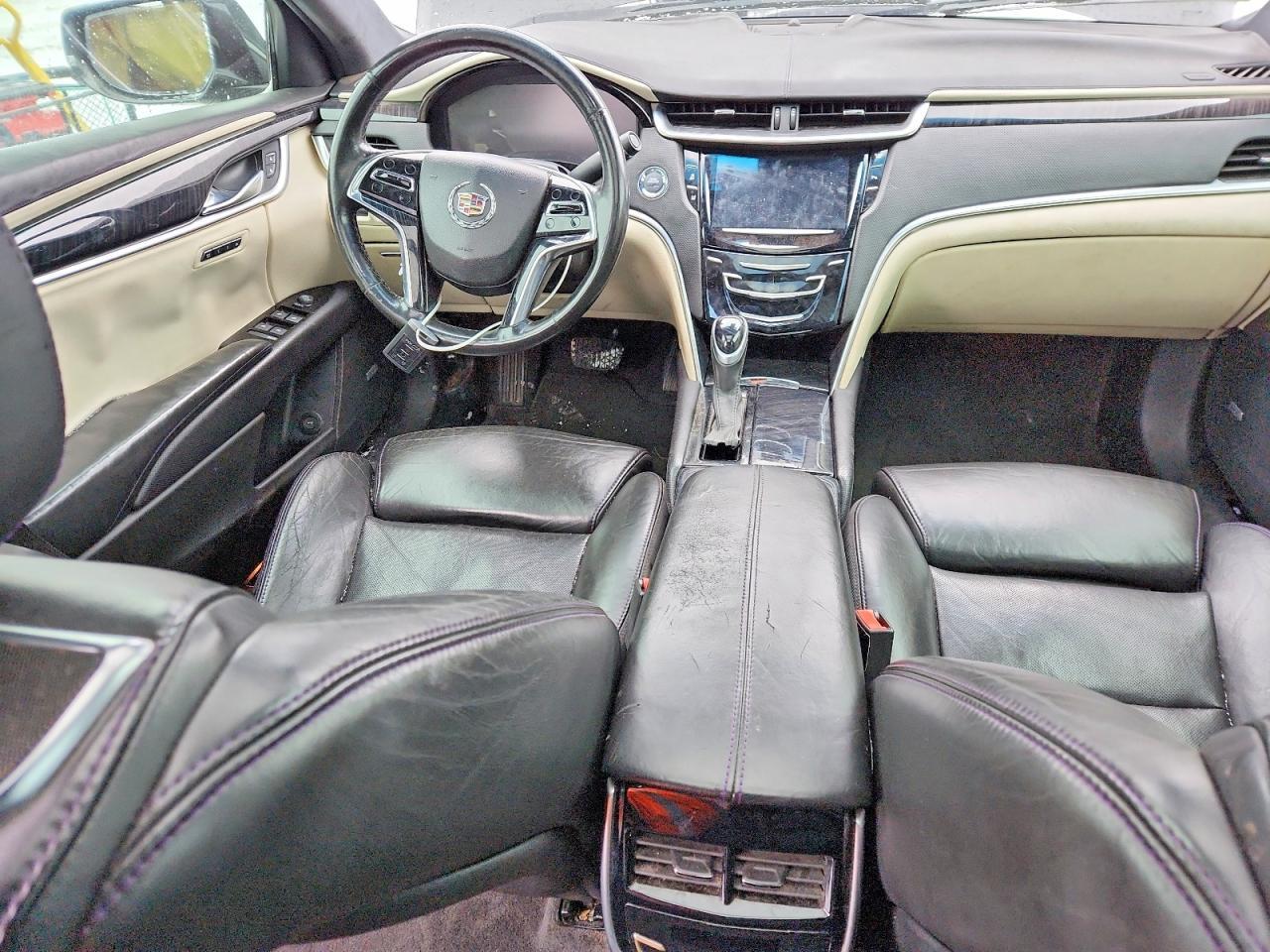 2013 CADILLAC XTS