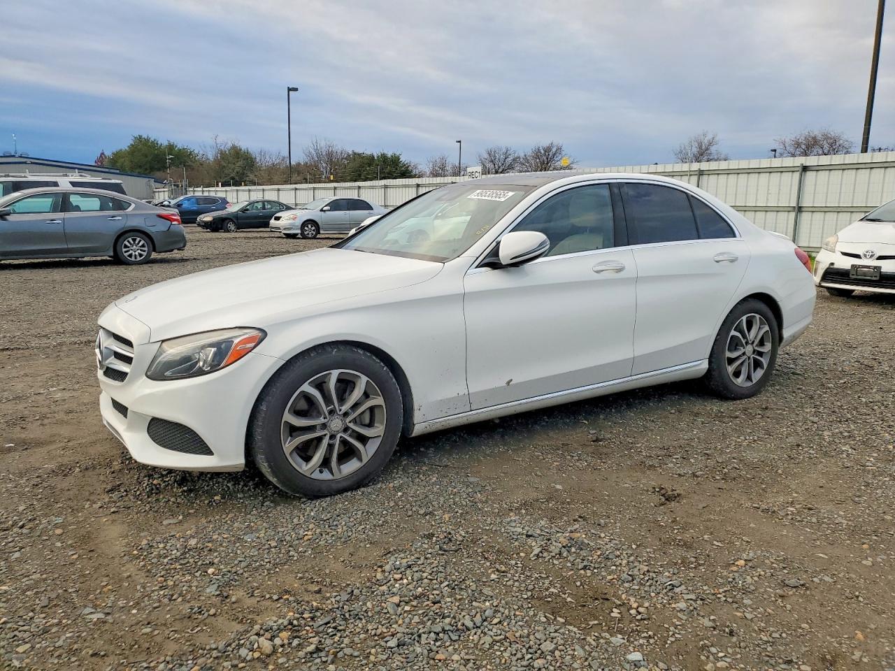 2016 MERCEDES-BENZ C-CLASS
