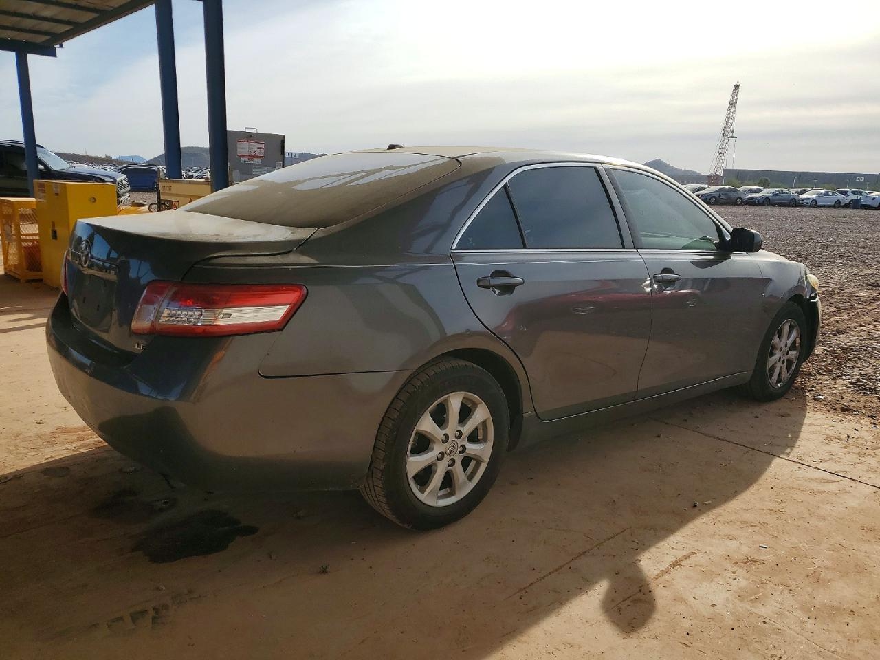 2011 TOYOTA CAMRY