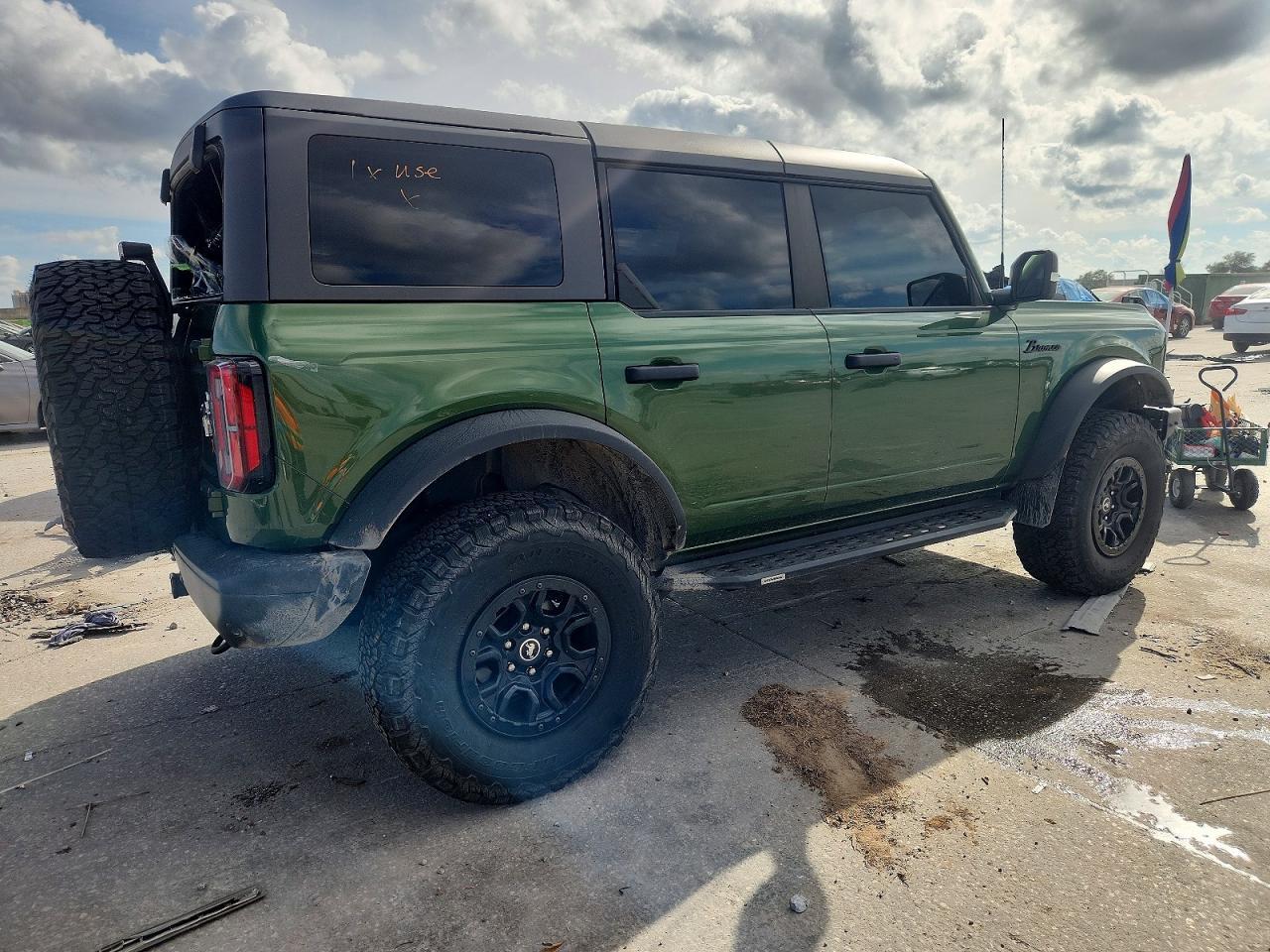 2023 FORD Bronco