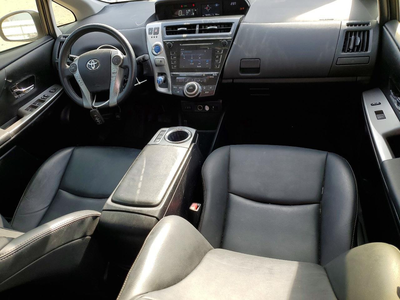2015 TOYOTA PRIUS V