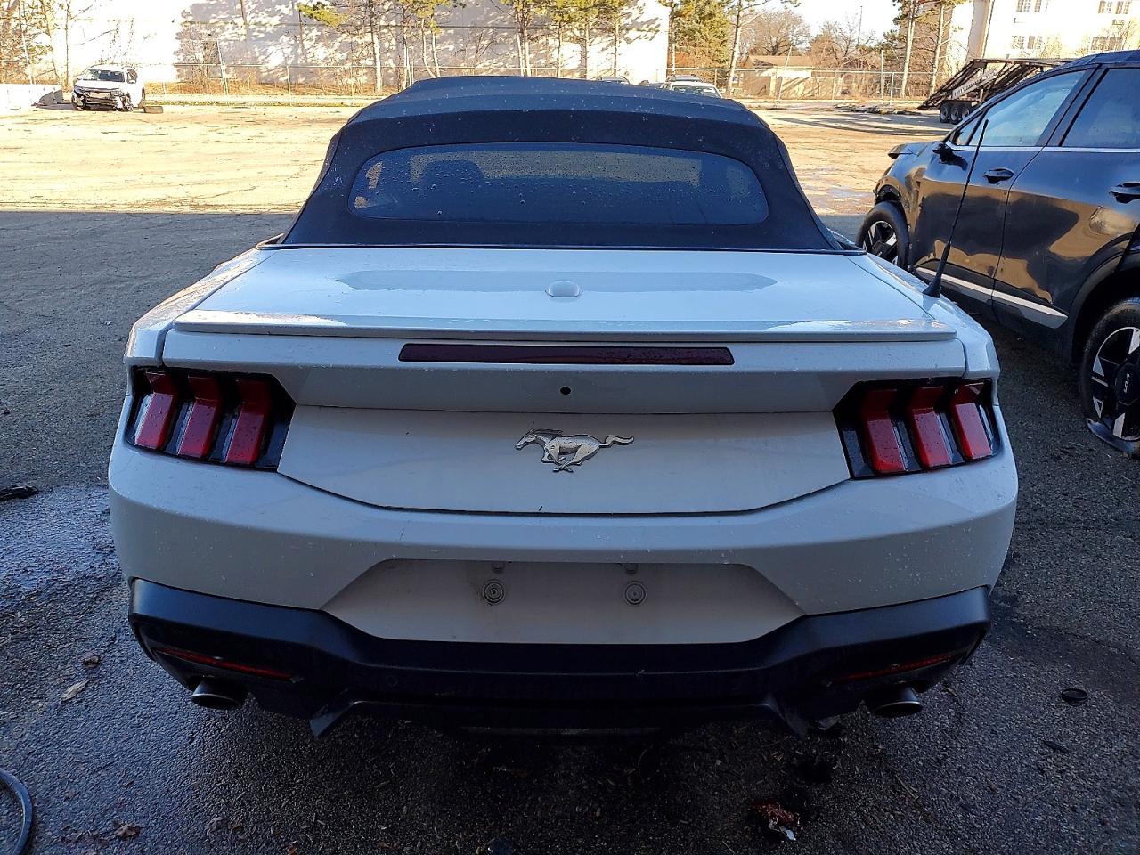 2024 FORD MUSTANG