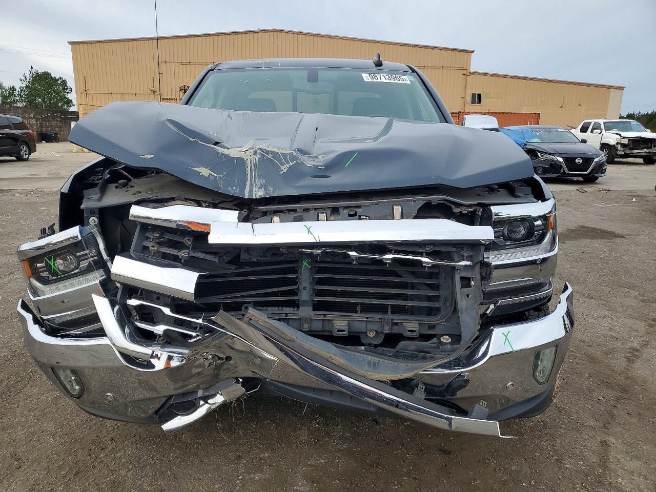 2017 CHEVROLET Silverado