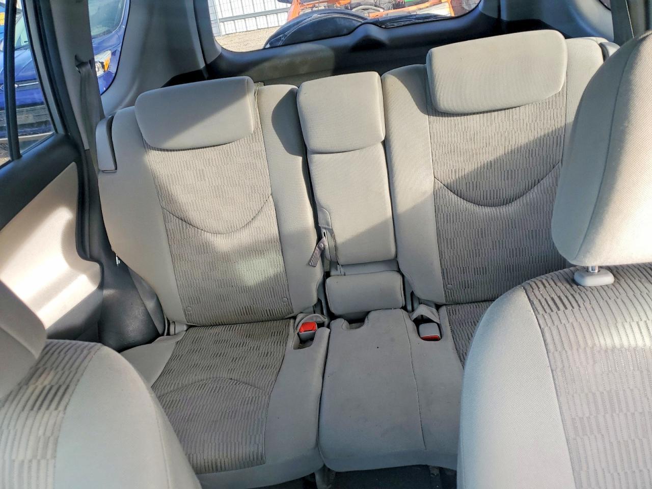 2011 TOYOTA RAV4
