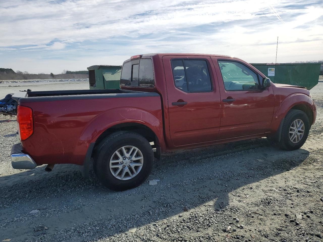 2017 NISSAN Frontier