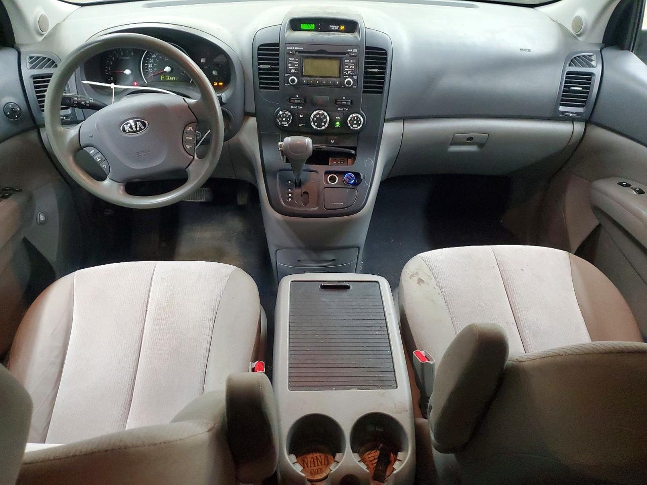 2014 KIA SEDONA