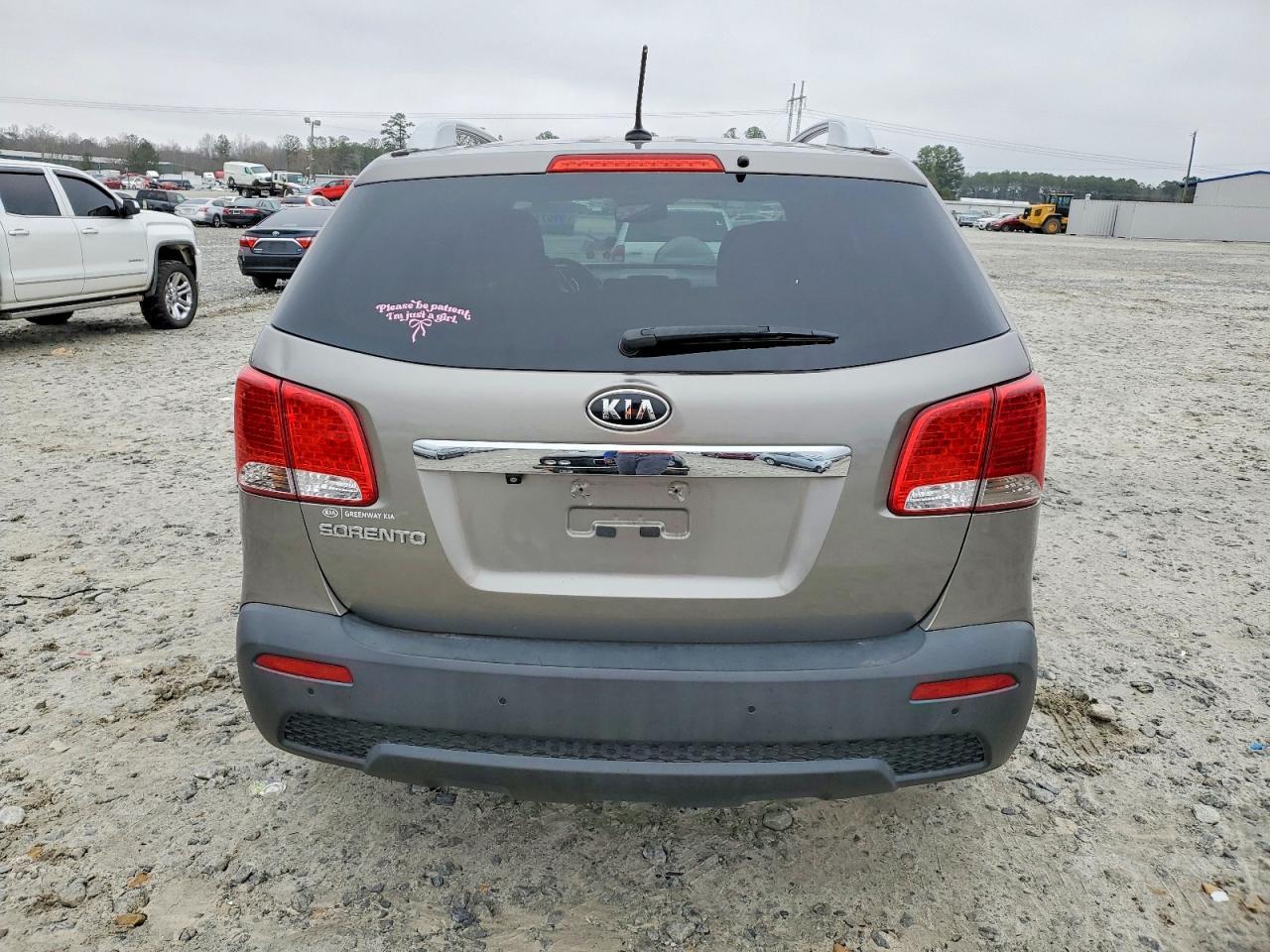 2011 KIA SORENTO