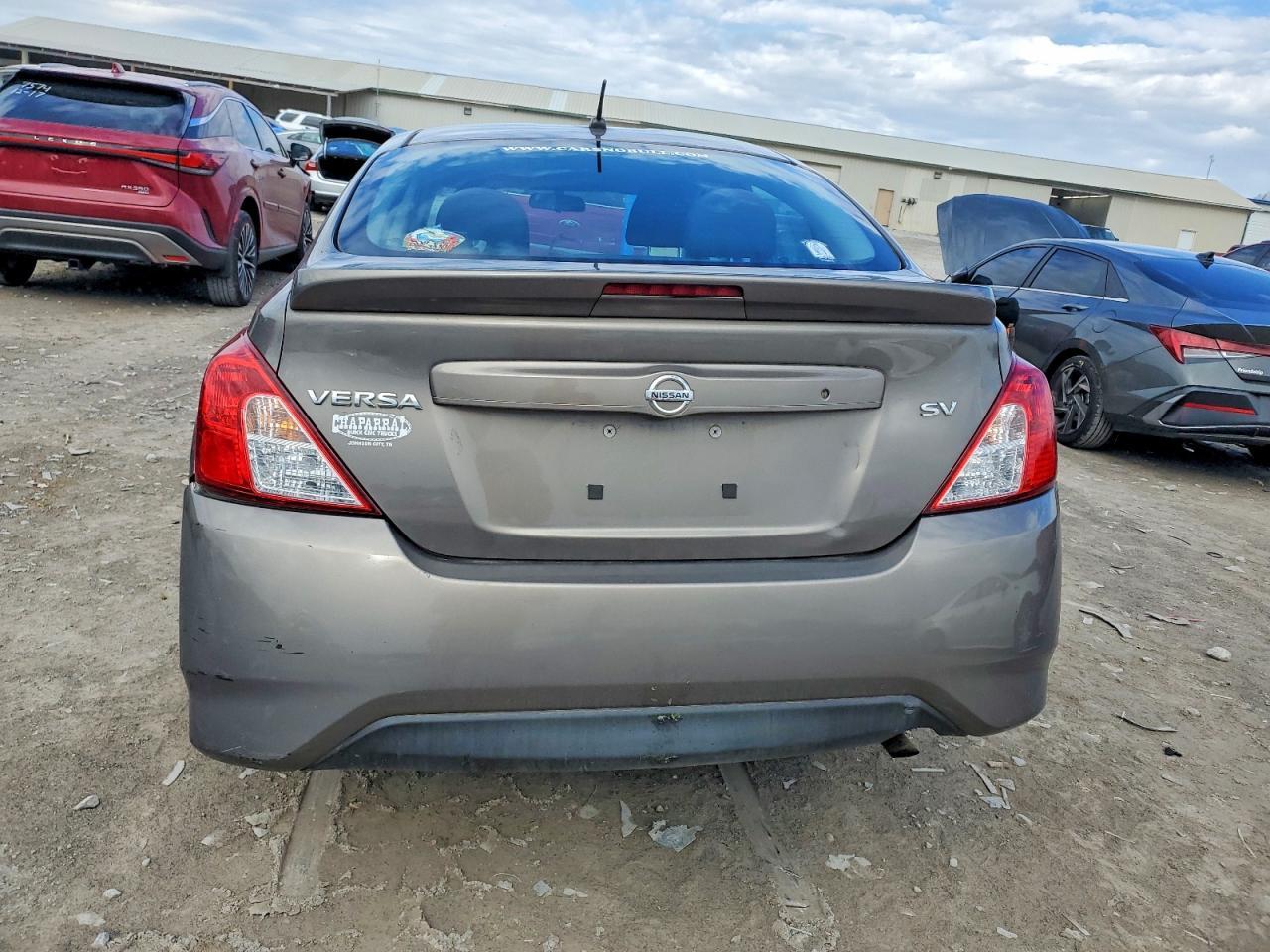 2017 NISSAN VERSA