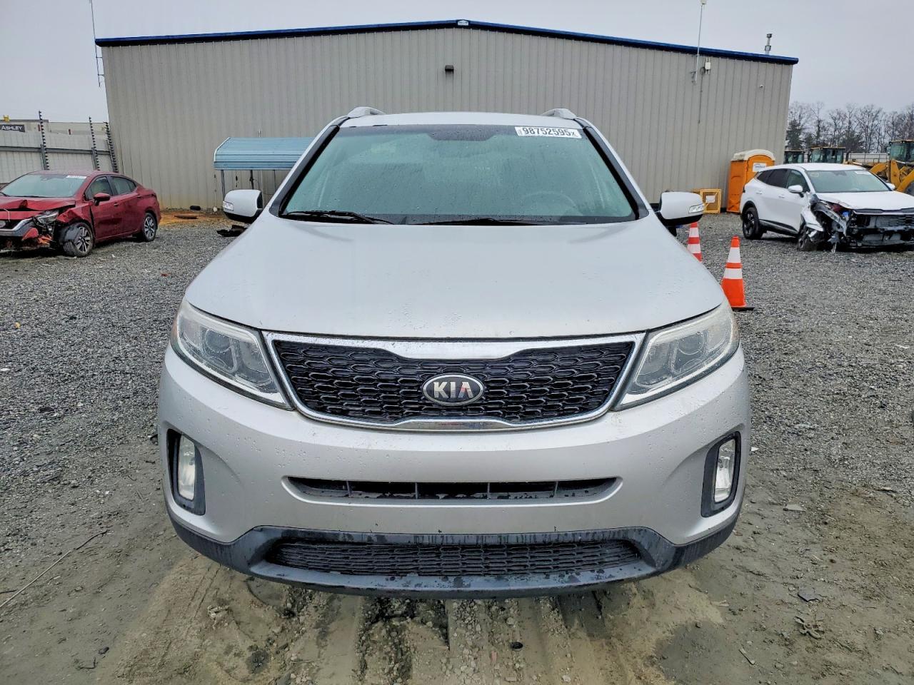 2015 KIA SORENTO