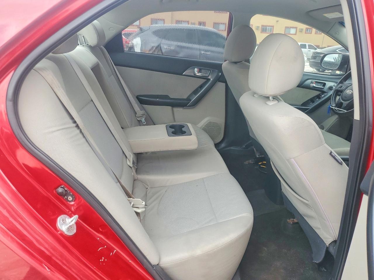 2013 KIA FORTE