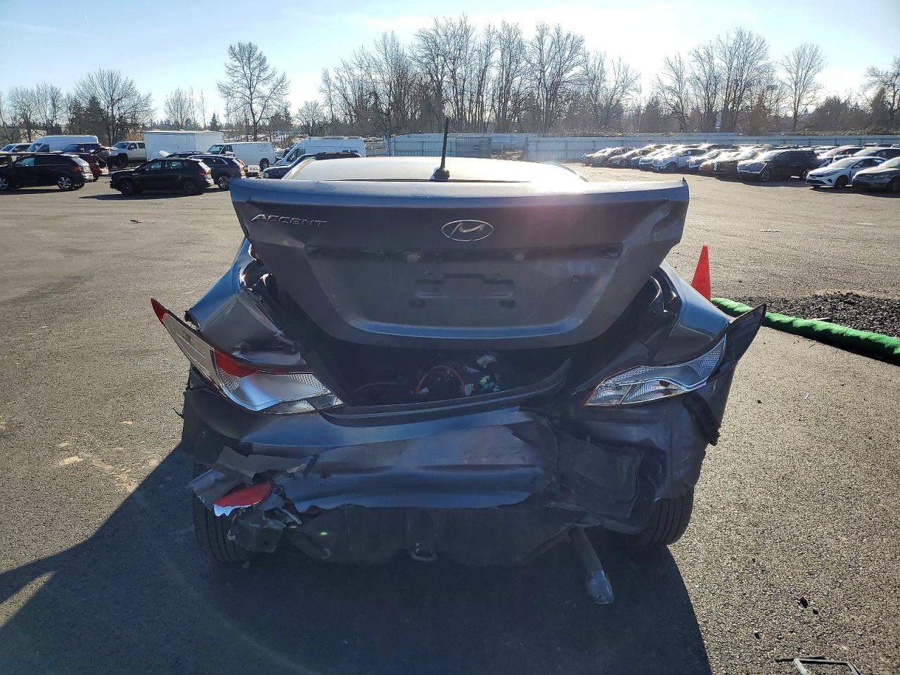 2016 HYUNDAI ACCENT