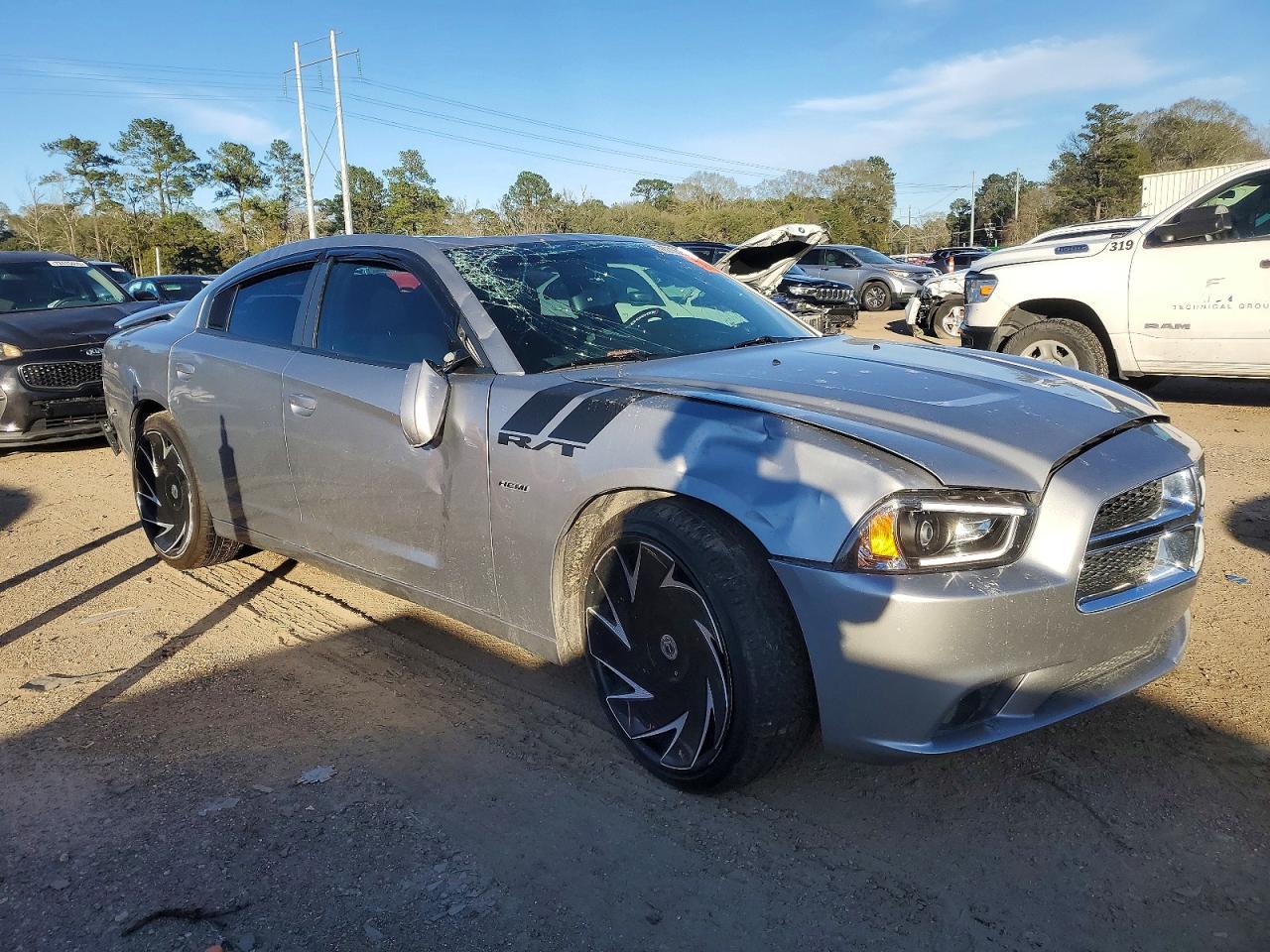 2013 DODGE CHARGER