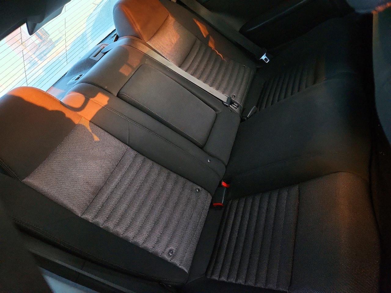 2014 DODGE Challenger