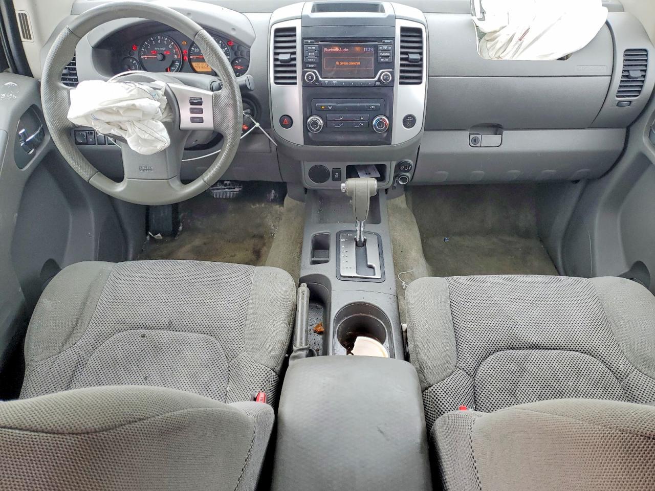 2017 NISSAN Frontier