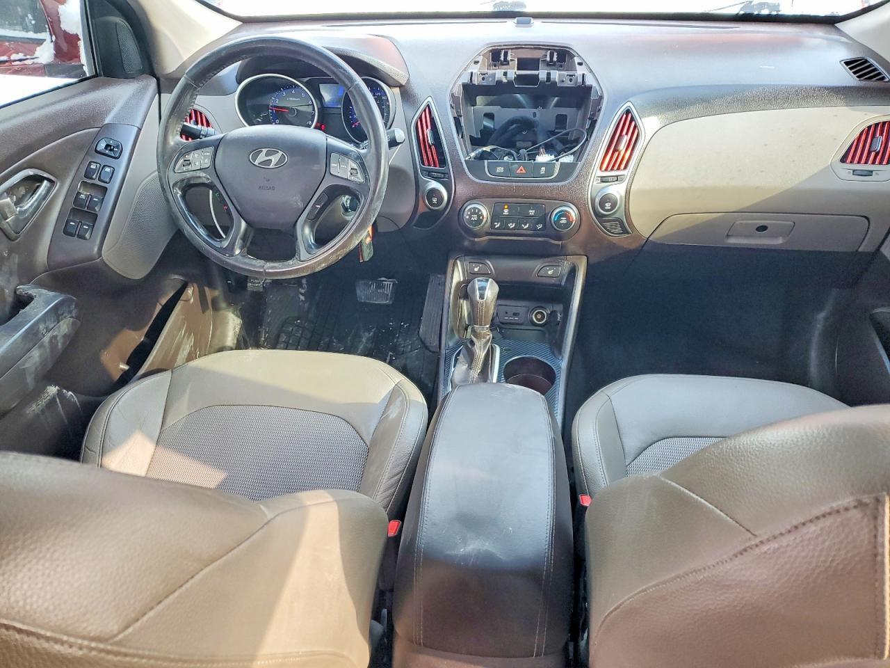 2015 HYUNDAI TUCSON