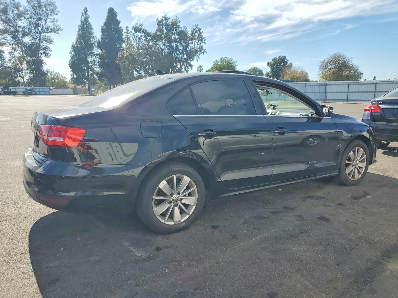 2015 VOLKSWAGEN JETTA