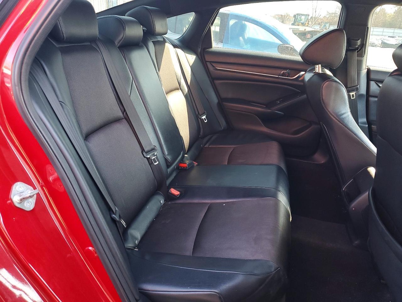 2018 HONDA ACCORD