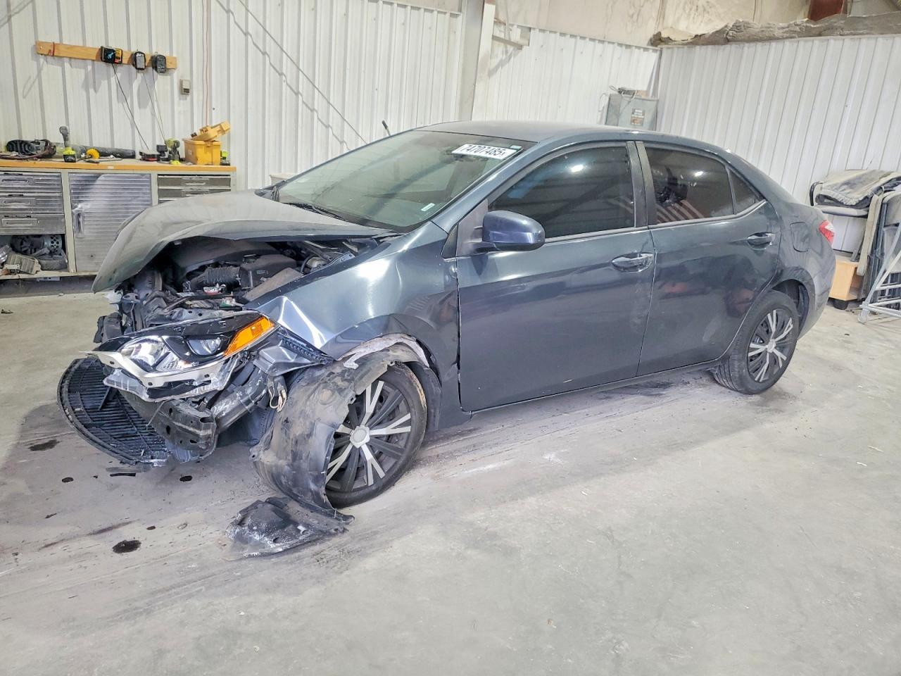 2015 TOYOTA COROLLA