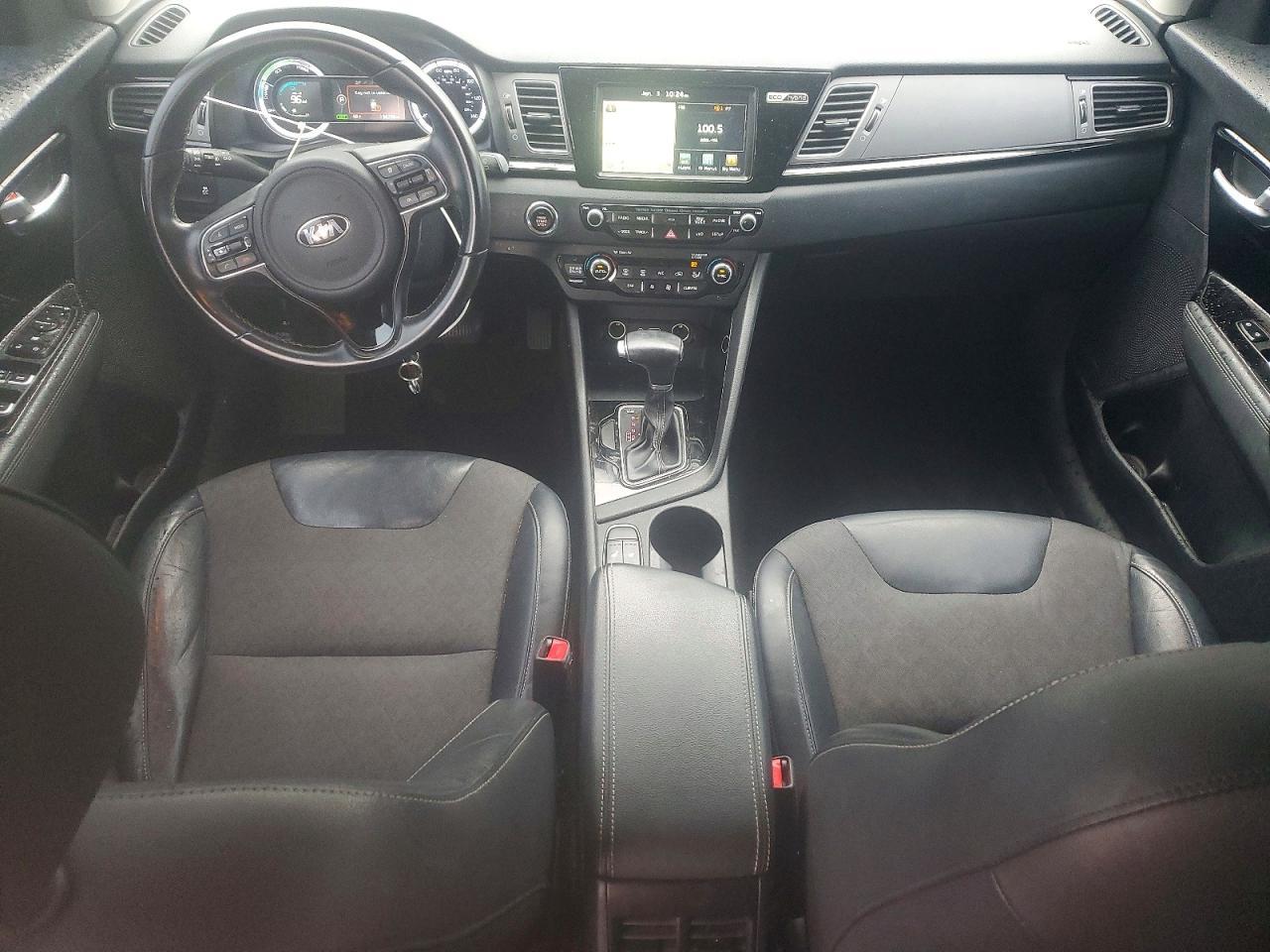 2017 KIA Niro