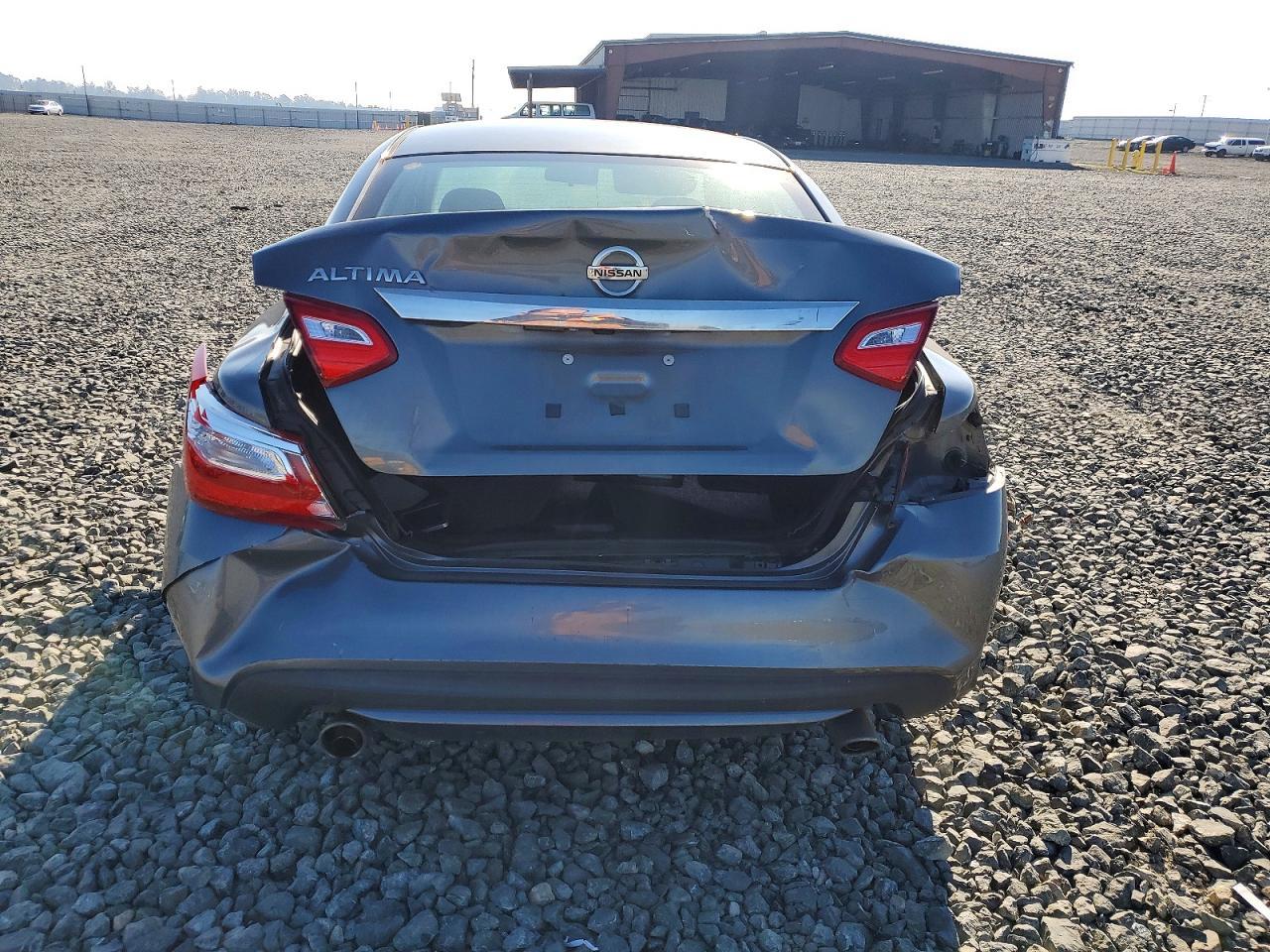 2017 NISSAN ALTIMA