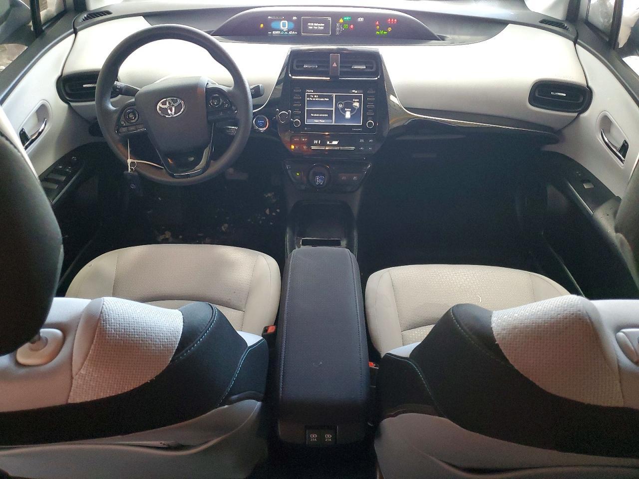 2022 TOYOTA PRIUS