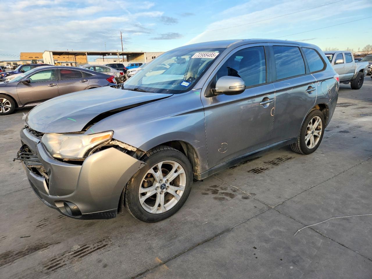 2014 MITSUBISHI outlander