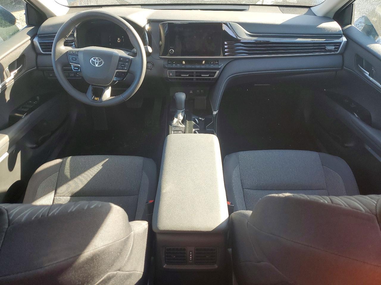 2025 TOYOTA CAMRY