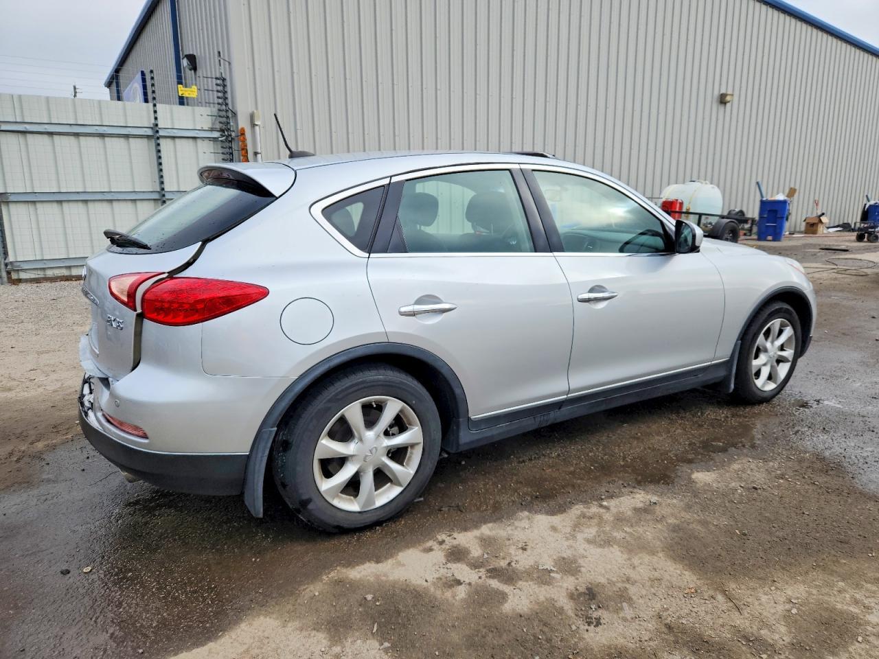2010 INFINITI EX35