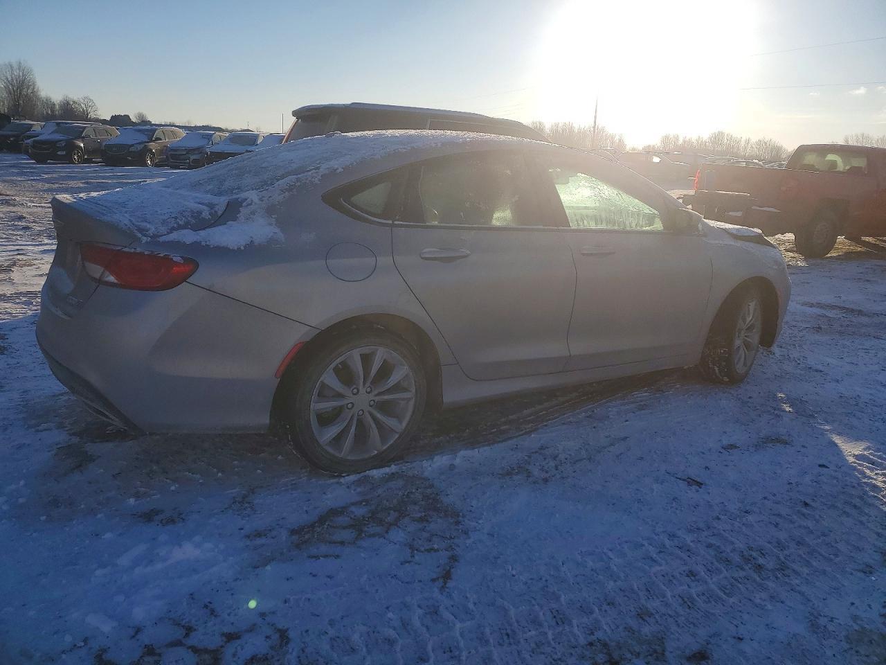 2015 CHRYSLER 200