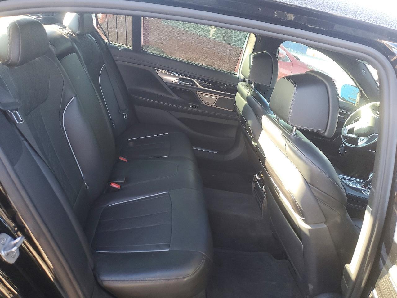 2016 BMW 7 series